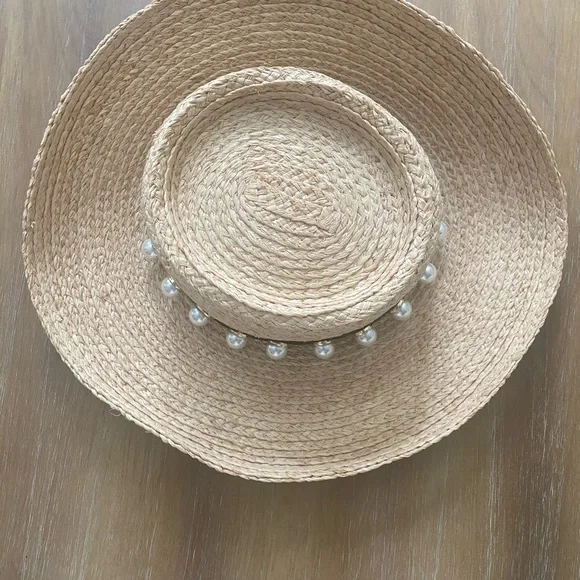 Beyond the Beach Hat - Picture 2 of 3